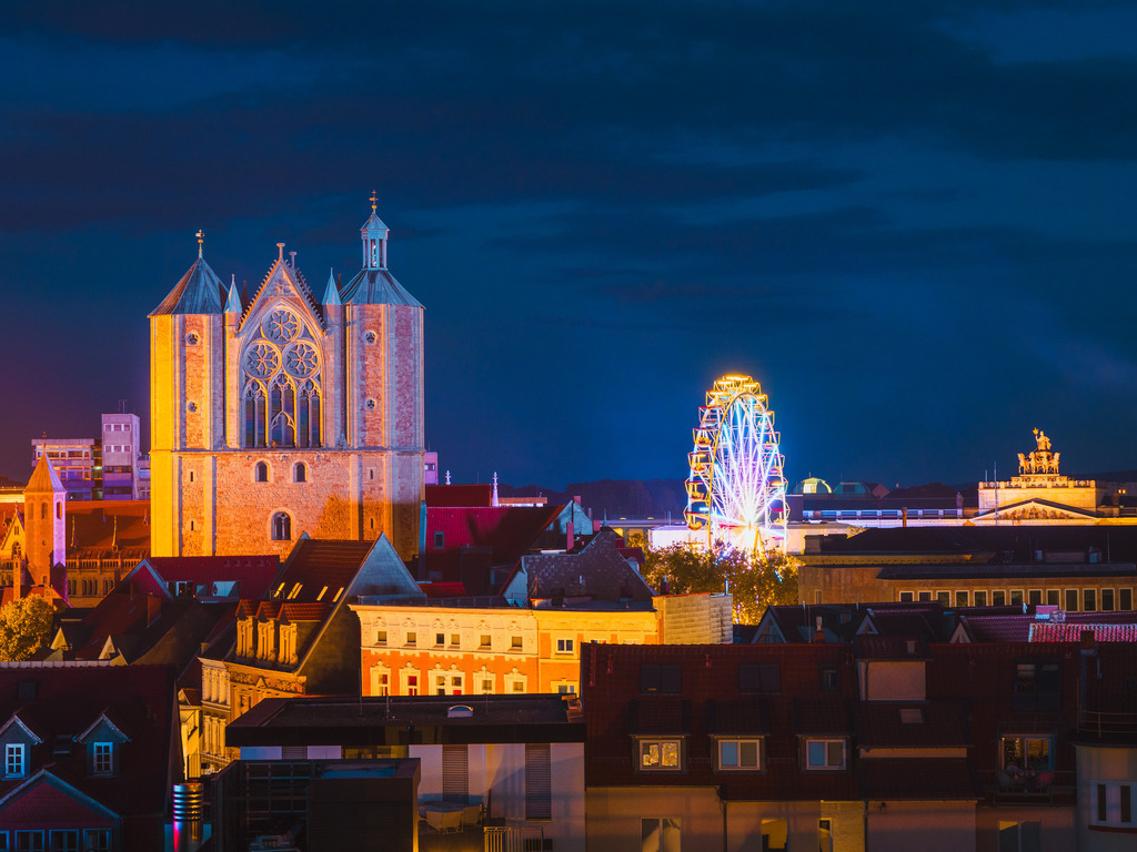 Dom St. Blasii | Entdecke exklusive Fotokunst aus Braunschweig: Bildband, Leinwände, Postkarten, Kalender, digitale Downloads & Bildlizenzen. Jetzt im offiziellen Beautiful Braunschweig Shop! - Realisiert mit Pictrs.com