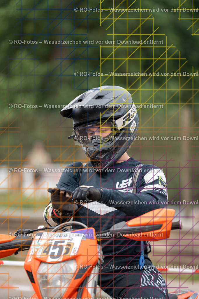4 Lauf Schlüchtern IGE 2026-79 | Sportfotografie von RO-Fotos: Motorsport, Motocross, Enduro, Laufveranstaltungen und Triathlon. Professionelle Fotos von Sportlern und Events. - Realisiert mit Pictrs.com