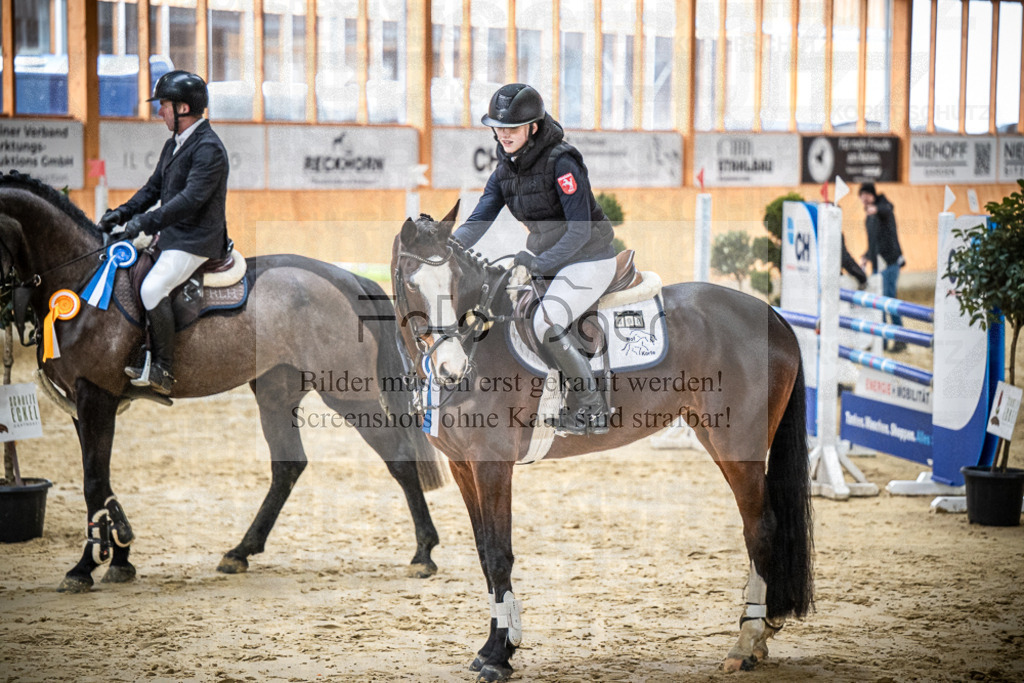 DOS_0039 | Entdecke hochwertige Reitturnierfotos von Foto Oger. Professionell, emotional und authentisch – jetzt Lieblingsmomente im Shop bestellen.Deutschlandweite Turnierfotografie. - Realisiert mit Pictrs.com