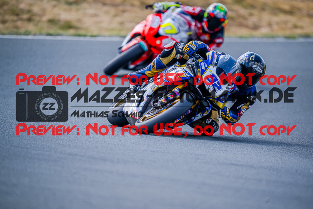 MaZZes_FotoMatrix_220722_7459 | IDM1000