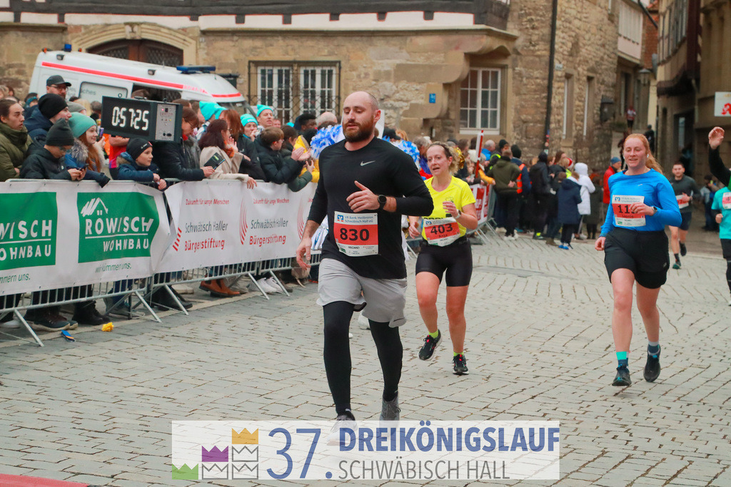 VR Bank Hauptlauf 10000m | 3 Koenigslauf 2023 - Realisiert mit Pictrs.com