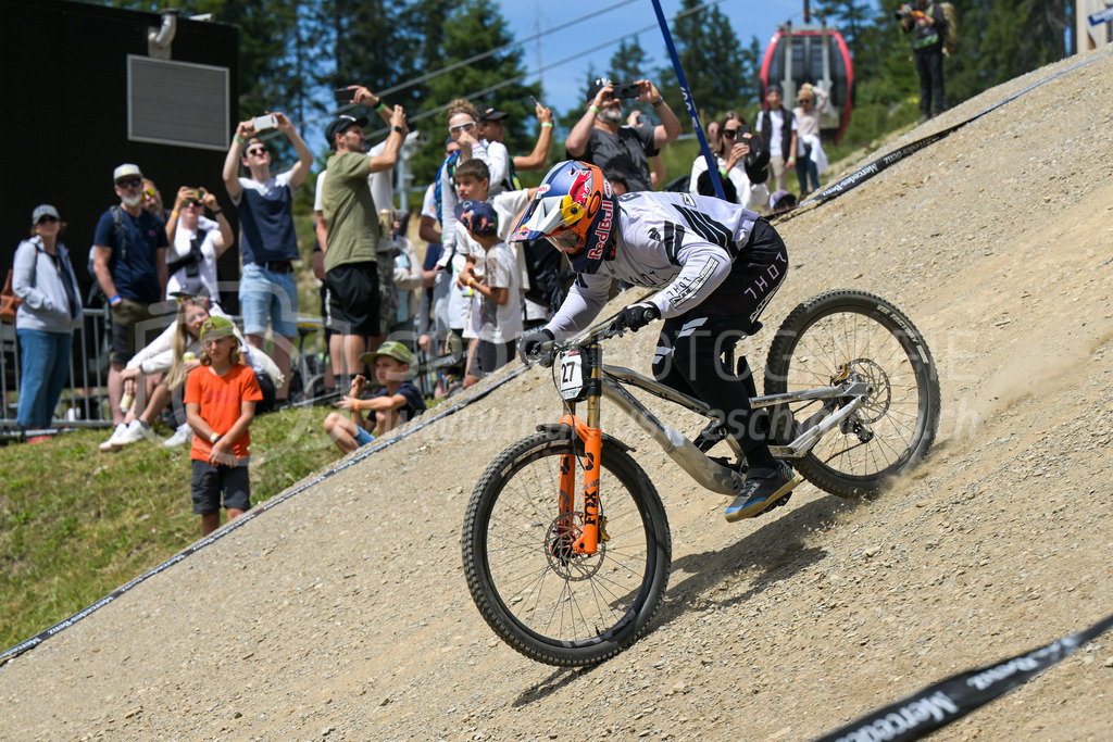 UCI Mountain Bike World Cup Lenzerheide 2022 - Downhill - 9. July 2022 | UCI Mountain Bike World Cup Lenzerheide 2022 - Downhill
Bike Kingdom, Lenzerheide
#27 GWIN Aaron (USA)
Bild: Sportfotografie Markus Aeschimann | www.markus-aeschimann.ch - Realisiert mit Pictrs.com