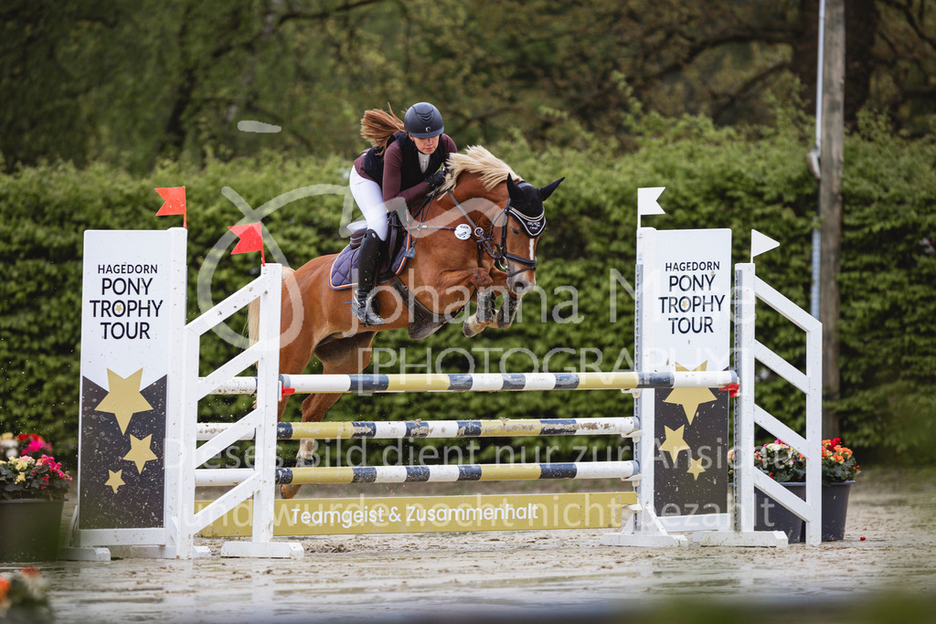 240426_Olfen-Vinnum_PonyTrophy-364 | Deine schönsten Turniermomente als professionelle Fotos! Entdecke hochwertige Pferdesport-Fotografie im Online-Shop. Jetzt Fotos finden & bestellen!