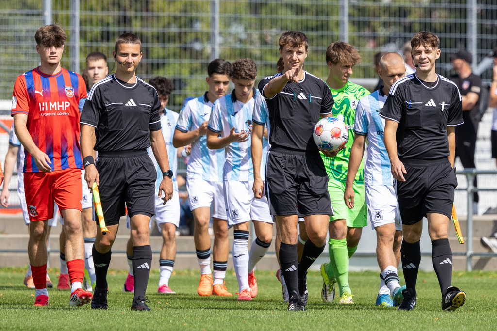 20260830-U19_DFB-Pokal_FCH-1860_003 | 1.FC Heidenheim 1846 vs. TSV 1860 München, Fußball, U19, DFB-Pokal, 2026/2027, 2. Runde, 30.08.2026 in Heidenheim, Walter-Birkhold-Jugendstadion(Foto: Michael Bulling) - Realisiert mit Pictrs.com