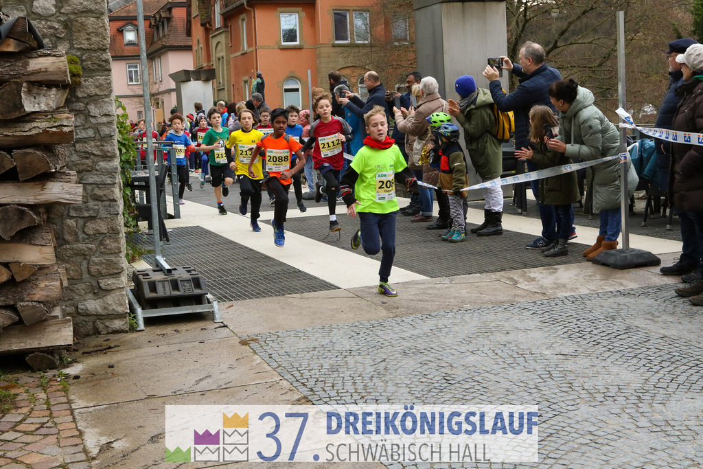AOK JuniorCup 400m | 3Koenigslauf 2023 - Realisiert mit Pictrs.com