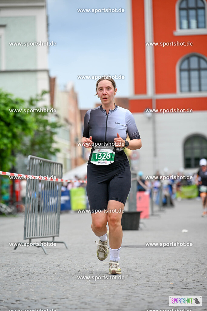 SZI_5284 | Stadttriathlon Erding 2025. #yourpictrs #sportshot_your_pictrs @Sportshotphotography #stadttriathlonerding Copyright: www.sportshot.de