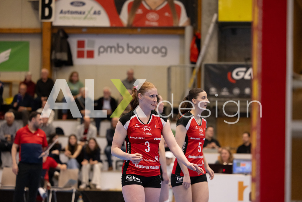 Volleyball I Frauen I Saison 2025-2026 I Volleyball NLA | Women I 1/2 Finals I  VC Kanti Schaffhausen - Sm'Aesch Pfeffingen I 18.03.2026 | 3 Sydney Cole (USA) (VC Kanti Schaffhausen) – Pass / Zuspiel - Realisiert mit Pictrs.com