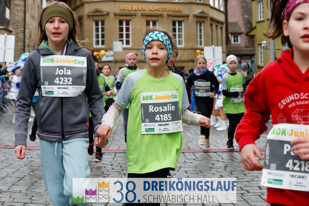 400m AOK Junior Cup | 3 Koenigslauf 2024 400m AOK Junior Cup - Realisiert mit Pictrs.com