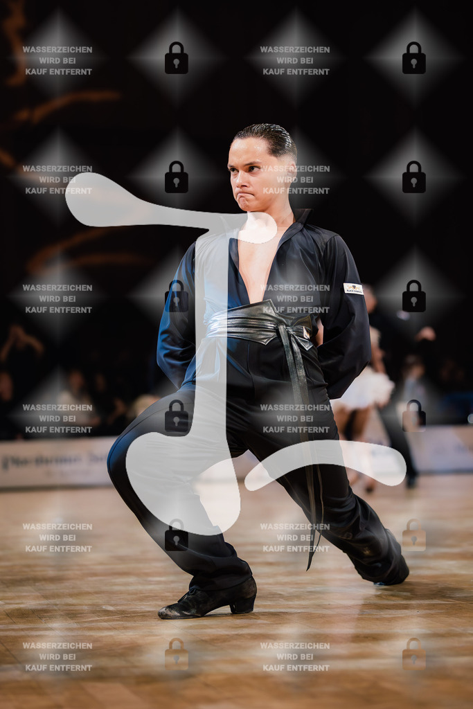 Goldstadtpokal 2025 - WDSF Open Latin Youth 12th (84) Marian Lungu _ Bianca Stefana Condopol (Romania)-2025-01-25-8793 | Webshop for digital downloads and prints of dance sport, event & show photographer Julian Link - Realisiert mit Pictrs.com