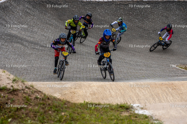 BayBMX2026-05137 | Fotogalerie von Thomas Dettweiler mit Eventbildern und lizenzfreien Fotos. Perfekt als Wandbild, für Büro, Website oder private Nutzung. - Realisiert mit Pictrs.com