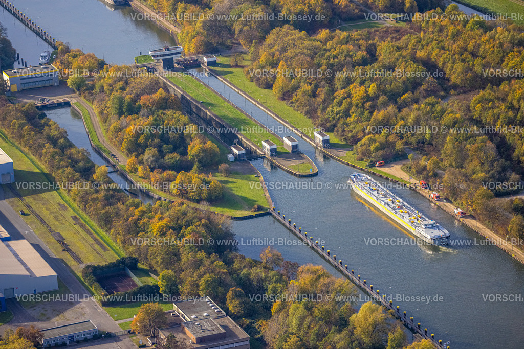 Gelsenkirchen221102148suedlich | Luftbild, Schleuse Gelsenkirchen, Binnenschifffahrt, Rhein-Herne-Kanal, Schalke-Nord, Gelsenkirchen, Ruhrgebiet, Nordrhein-Westfalen, Deutschland