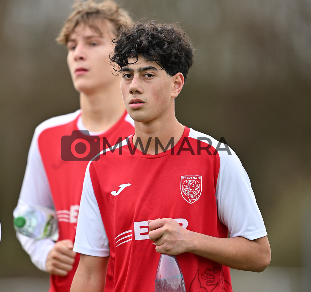 Fussball I Herren I Saison 2025-2026 I Bundesliga I 6. Spieltag I Eintracht Frankfurt - FC Bayern München  | MWMARA - Realisiert mit Pictrs.com