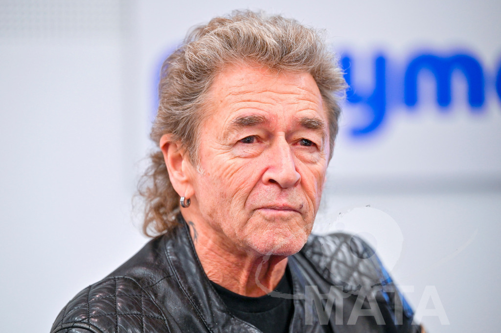 _DWI1735 | Peter Maffay bei Presse Konferenz auf der Stand Play Mobil bei der Spielwarenmesse in Messe Nürnberg. Nürnberg, 31.01.2023 - Realisiert mit Pictrs.com
