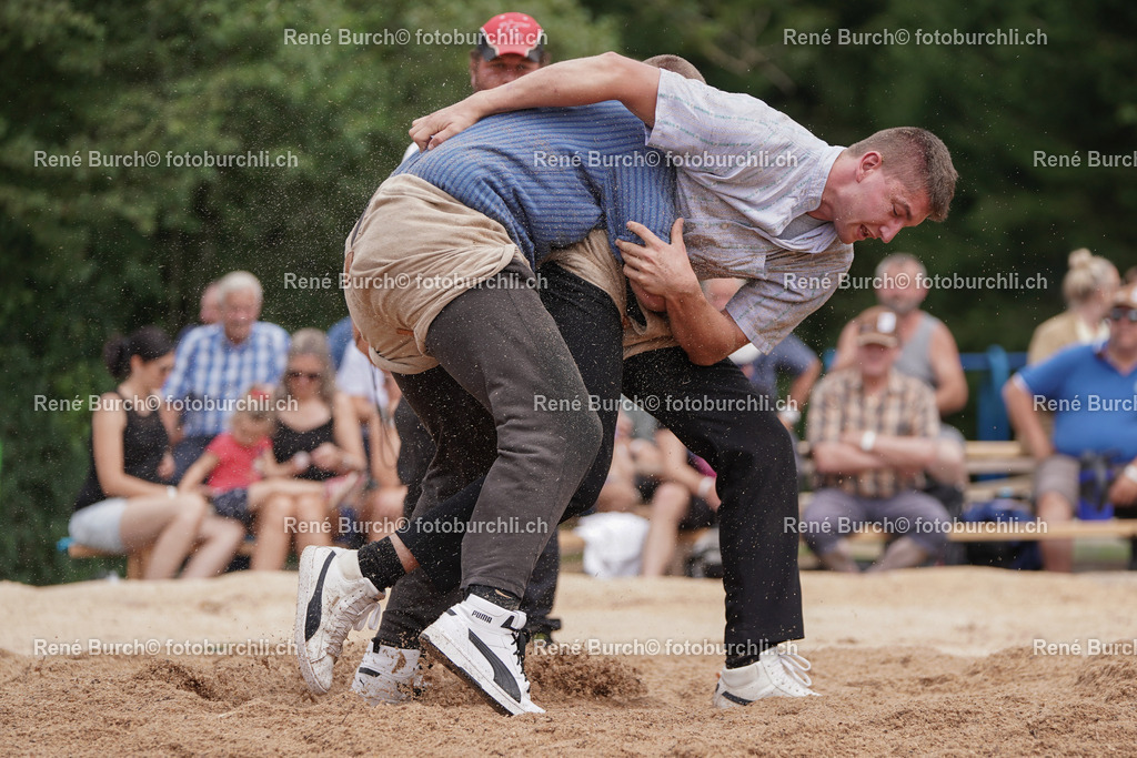 DSC09946-2 | René Burch leidenschaftlicher Fotograf aus Kerns in Obwalden.  Hier finden sie Sport, Landschaft und Natur Fotografie.
 - Realisiert mit Pictrs.com