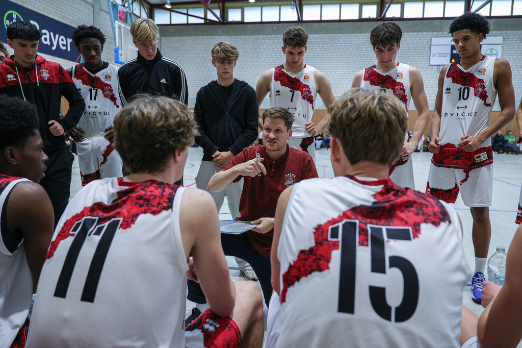 NBBL BAYER GIANTS vs Rostock Seawolves-46 | Fotos von Basketballspielen aus dem Raum NRW fotografiert von Gero Mueller-Laschet und Daniel Schaefer - Realisiert mit Pictrs.com