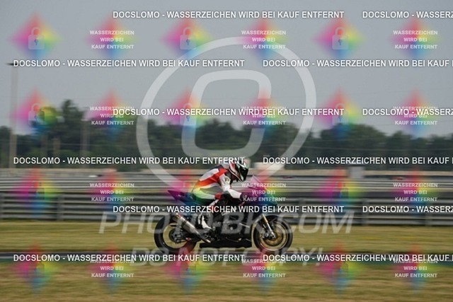 2024_07_12_PBK_16043 | Sportfotografie; SlowMotion; Video; Rennstrecke; Hafeneger; Speer; Racing; RSE; BMW; CBO; Trackday; Motorsportarena; Hockenheimring; Brno; Most; Barcelona; Valencia