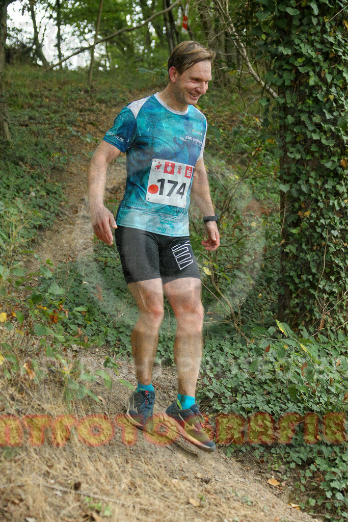 220827_1134_EX1_9178 | Sportfotografie im Rhein-Sieg Kreis, Köln, Bonn, NRW, Rheinland Pfalz, Hessen, etc. Unser Tätigkeitsfeld umfasst den Laufsport vom Volkslauf über den Marathon, Duathlon, Triathon bis zum Ultralauf wie Kölnpfad Ultra oder Schindertrail.