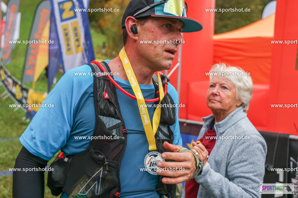 007A3885 | Rund um das Thema Sport-Event-Fotografie & individuelle Teilnehmerfotos. Jeder Teilnehmer wird fotografiert.