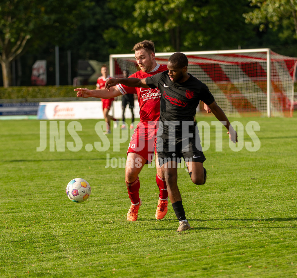 BWL_2715 | jns.sportfotos - Realisiert mit Pictrs.com