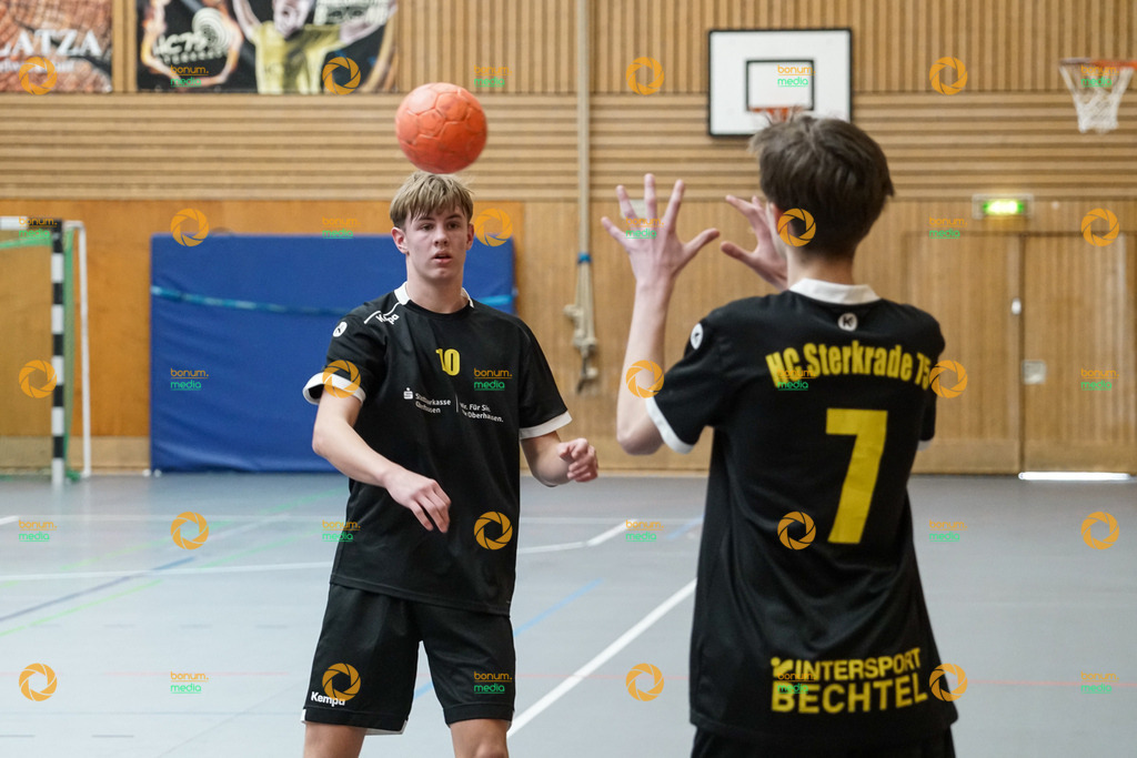 HC Sterkrade 75 B-Jugend vs HSG Duisburg-Süd B-Jugend - Regionsoberliga männliche Jugend B 15.03.2026 | Foto: Daniel Böhm | bonum.media - Realisiert mit Pictrs.com