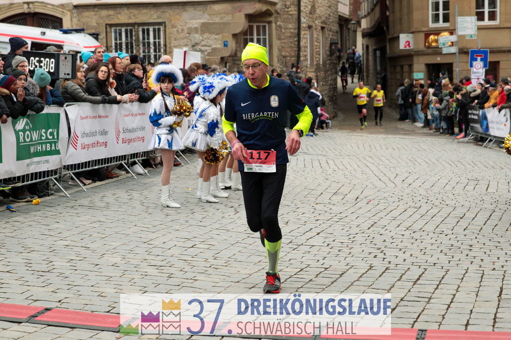 VR Bank Hauptlauf 10000m | 3 Koenigslauf 2023 - Realisiert mit Pictrs.com
