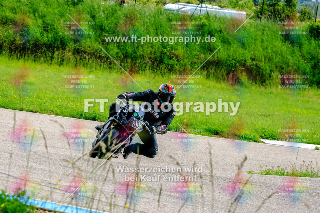 MotoTeam-0388 | Hier findet Ihr Bilder von Touristenfahrten auf der Nürburgring Nordschleife oder von anderen Veranstaltungen die ich besucht habe. Viel Spass beim Durch Schauen 