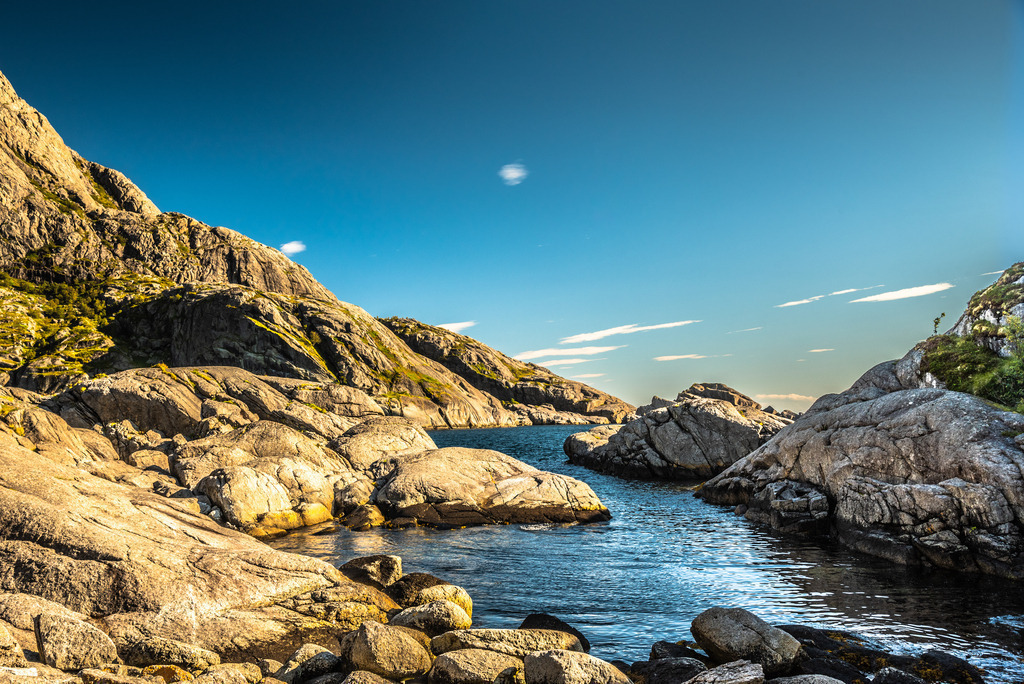 lofoten_tag05-104 | <div id="allefotografen-seal-verified-green"></div><script src="https://www.allefotografen.de/956728/seal-verified-green/seal.js" async="async"></script> - Realisiert mit Pictrs.com