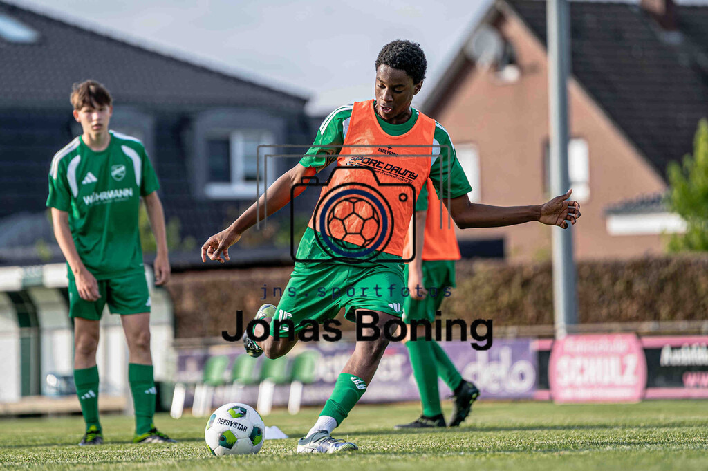 Fußball I C-Junioren I Saison 2026-2027 I Testspiel I GW Brockdorf - VfL Oldenburg I 04127 | jns.sportfotos - Realisiert mit Pictrs.com