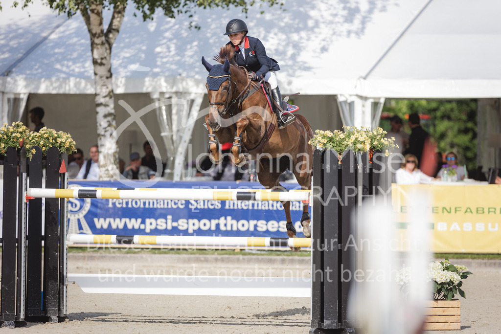CSI2* - Internationale Springprüfung mit Siegerrunde (1,45 m)  Große / Big Tour | CSI2* - Internationale Springprüfung mit Siegerrunde (1,45 m) 
Große / Big Tour