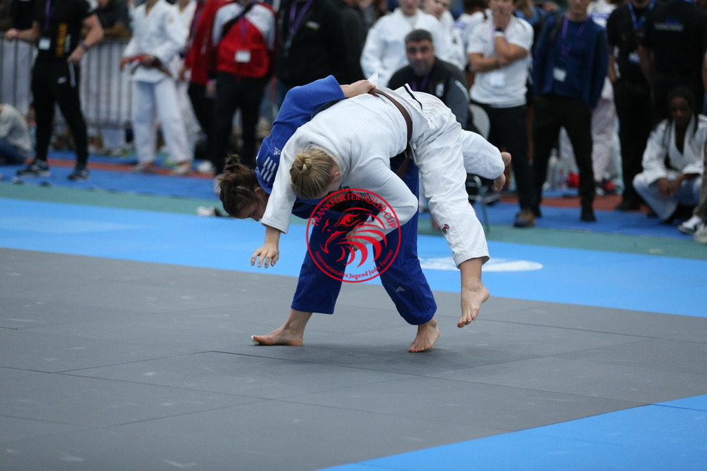 AT3Y0697 | Fotos vom Adler Cup - Pictures from Adler Cup

Hier findet Ihr alle Eindrücke und großen Momente der Adler Cup Wochenenden. Here you will find all impressions and great moments of the Adler Cup weekends. - Realisiert mit Pictrs.com