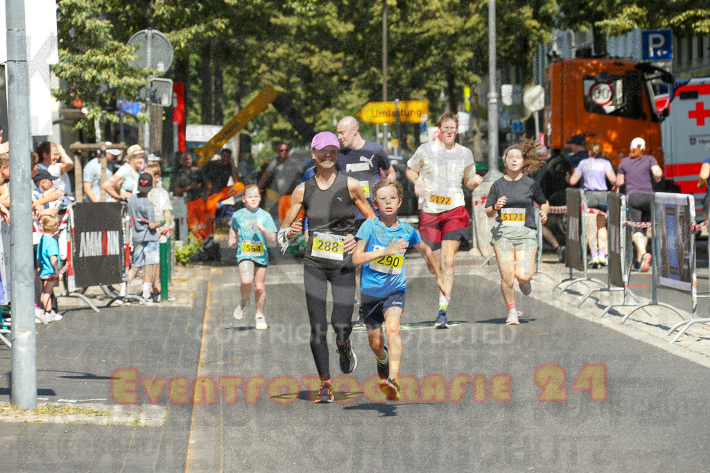 250621_1050_EX1_2803 | Sportfotografie im Rhein-Sieg Kreis, Köln, Bonn, NRW, Rheinland Pfalz, Hessen, etc. Unser Tätigkeitsfeld umfasst den Laufsport vom Volkslauf über den Marathon, Duathlon, Triathon bis zum Ultralauf wie Kölnpfad Ultra oder Schindertrail.