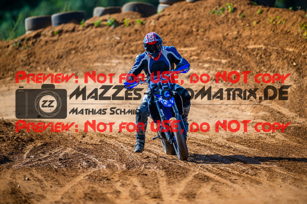 MaZZes_FotoMatrix_230916_1322 | S4