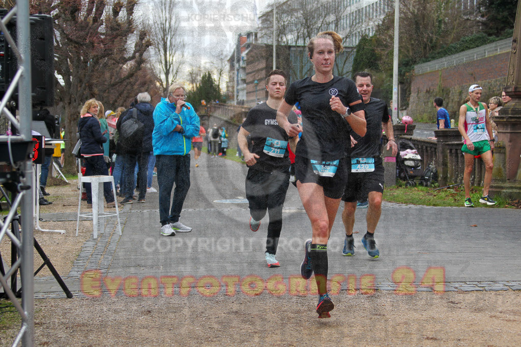 221231_1156_EV4_8019 | Sportfotografie im Rhein-Sieg Kreis, Köln, Bonn, NRW, Rheinland Pfalz, Hessen, etc. Unser Tätigkeitsfeld umfasst den Laufsport vom Volkslauf über den Marathon, Duathlon, Triathon bis zum Ultralauf wie Kölnpfad Ultra oder Schindertrail.