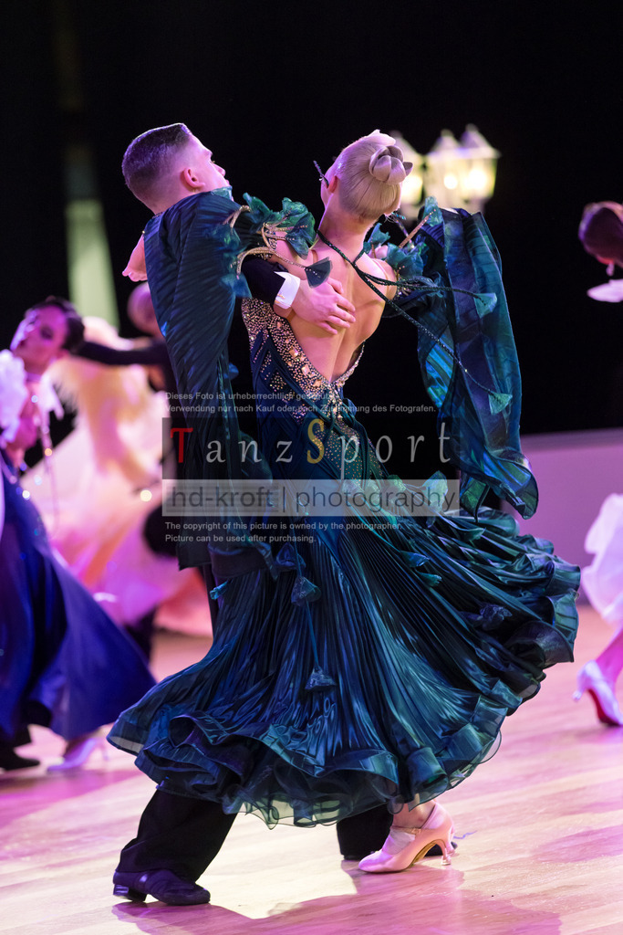 20241215_WDSF_Open_Youth_Std-Riga-9659 | Tanzsportbilder, Standardtanz, Lateintanz, WDSF, DTV, LTVB, dancecomp, goc, hessen tanzt, blaues band der spree, walzer, tango, wiener walzer, slowfox, quickstepp, samba, rumba, cha-cha-cha, paso doble. jive, hd-kroft photography, turniertanzsport