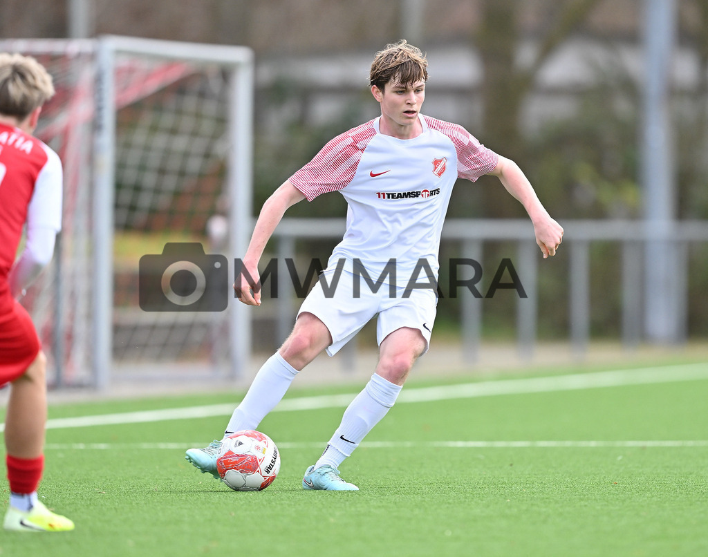 Fussball I Herren I Saison 2025-2026 I Bundesliga I 6. Spieltag I Eintracht Frankfurt - FC Bayern München  | MWMARA - Realisiert mit Pictrs.com