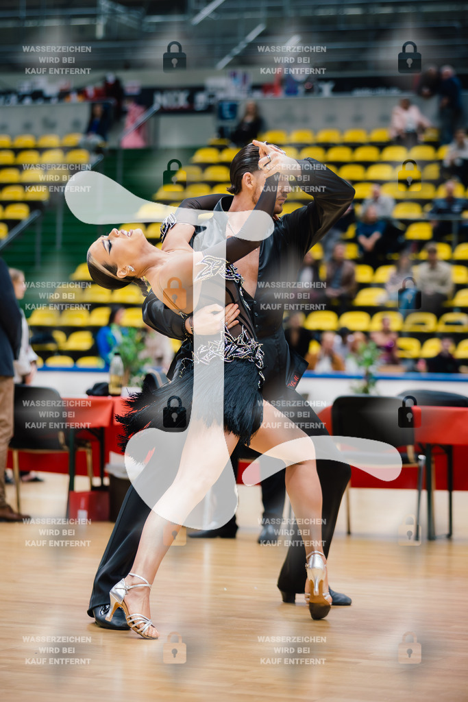 Hessen Tanzt WDSF International Open Latin 11th (43) Justin Lauer _ Rita Schumichin (TSC Saltatio Neustadt im TV 1860 Mußbach)-2025-05-18-4520 | Webshop for digital downloads and prints of dance sport, event & show photographer Julian Link - Realisiert mit Pictrs.com