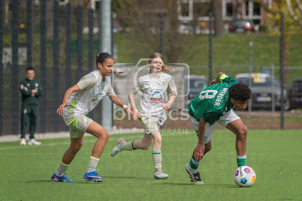 _DSC3092 | Professionelle Fußball- und Sportfotografie. Spielbilder online ansehen und kaufen – Einzelbilder oder komplette Galerien in hoher Qualität. - Realisiert mit Pictrs.com