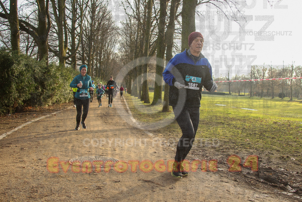 241231_1021_EV4_4003 | Sportfotografie im Rhein-Sieg Kreis, Köln, Bonn, NRW, Rheinland Pfalz, Hessen, etc. Unser Tätigkeitsfeld umfasst den Laufsport vom Volkslauf über den Marathon, Duathlon, Triathon bis zum Ultralauf wie Kölnpfad Ultra oder Schindertrail.