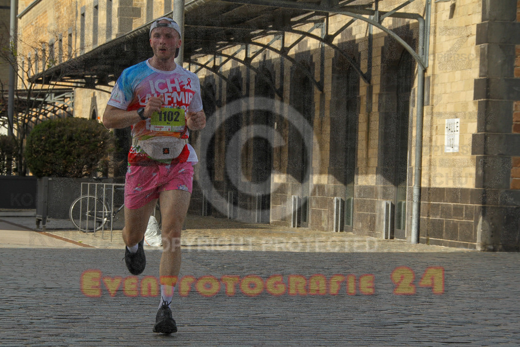 250920_1543_EV4_9496 | Sportfotografie im Rhein-Sieg Kreis, Köln, Bonn, NRW, Rheinland Pfalz, Hessen, etc. Unser Tätigkeitsfeld umfasst den Laufsport vom Volkslauf über den Marathon, Duathlon, Triathon bis zum Ultralauf wie Kölnpfad Ultra oder Schindertrail.