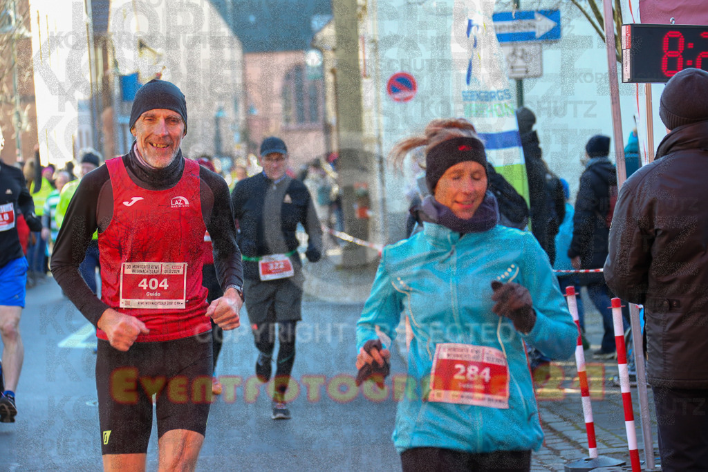 241201_1144_EX1_0765 | Sportfotografie im Rhein-Sieg Kreis, Köln, Bonn, NRW, Rheinland Pfalz, Hessen, etc. Unser Tätigkeitsfeld umfasst den Laufsport vom Volkslauf über den Marathon, Duathlon, Triathon bis zum Ultralauf wie Kölnpfad Ultra oder Schindertrail.