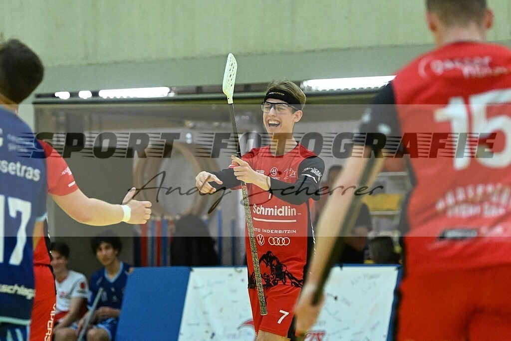 aDSC_6936 | Kaufen Sie Sportbilder im Onlineshop von Andy Scherrer Sportfotografie. Faszinierende Bilder von Sportevents aus der ganzen Schweiz. Fussball, Frauenfussball, Unihockey, Handball, Schwingen und weiteren Sportarten. - Realisiert mit Pictrs.com