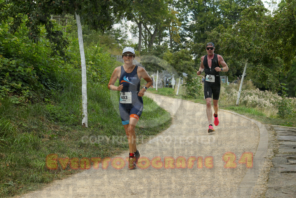 250824_1354_EX1_4183 | Sportfotografie im Rhein-Sieg Kreis, Köln, Bonn, NRW, Rheinland Pfalz, Hessen, etc. Unser Tätigkeitsfeld umfasst den Laufsport vom Volkslauf über den Marathon, Duathlon, Triathon bis zum Ultralauf wie Kölnpfad Ultra oder Schindertrail.