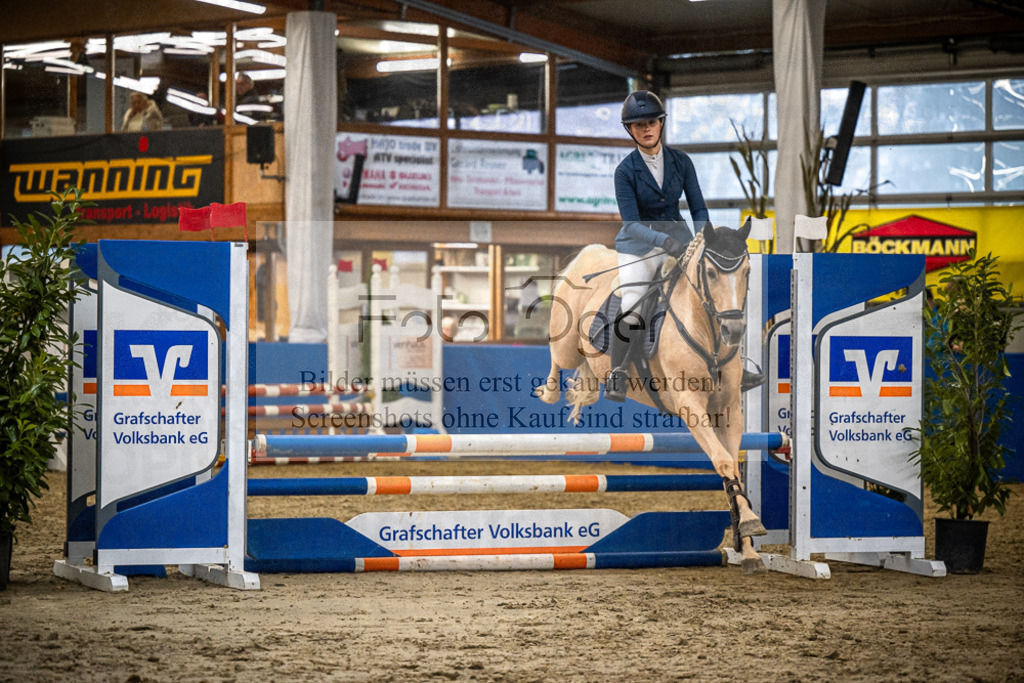 DOS_0483 | Entdecke hochwertige Reitturnierfotos von Foto Oger. Professionell, emotional und authentisch – jetzt Lieblingsmomente im Shop bestellen.Deutschlandweite Turnierfotografie. - Realisiert mit Pictrs.com
