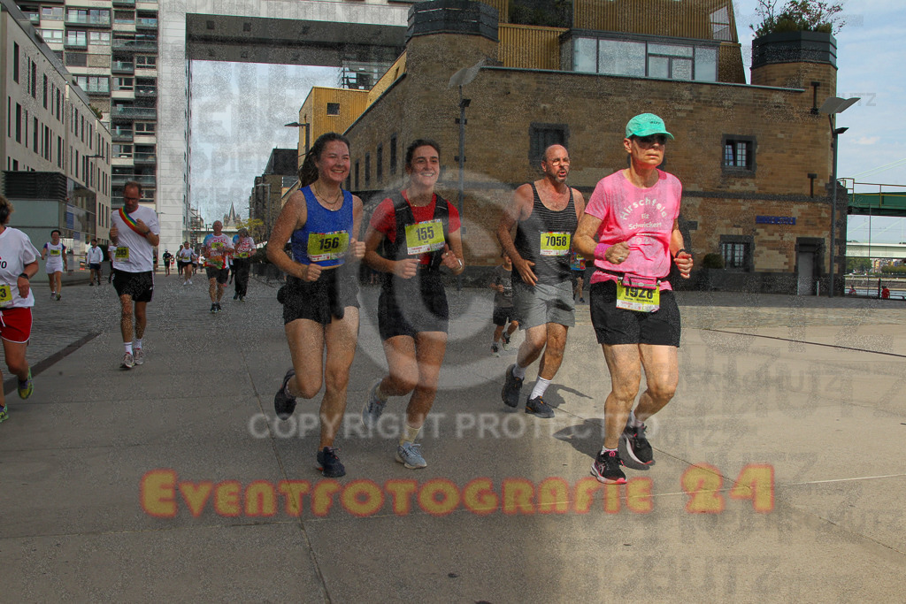 250920_1332_EV4_5946 | Sportfotografie im Rhein-Sieg Kreis, Köln, Bonn, NRW, Rheinland Pfalz, Hessen, etc. Unser Tätigkeitsfeld umfasst den Laufsport vom Volkslauf über den Marathon, Duathlon, Triathon bis zum Ultralauf wie Kölnpfad Ultra oder Schindertrail.