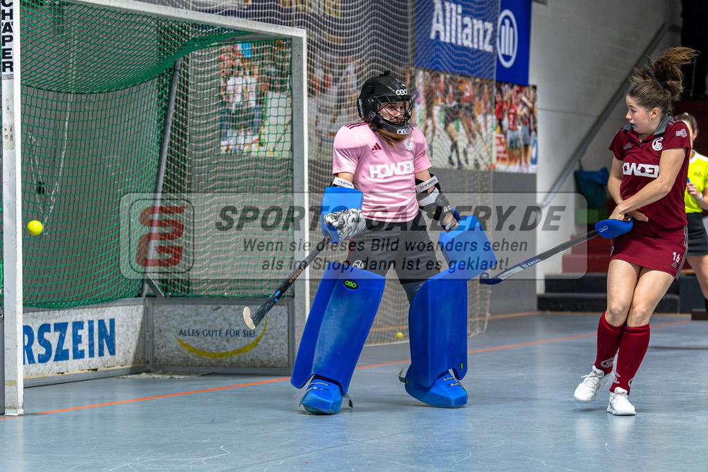 SM_2025-01-18_wD5_-158 | 1.Bundesliga Hallenhockey  VF (W) DCadA - MSC / 7:4 (2:2)