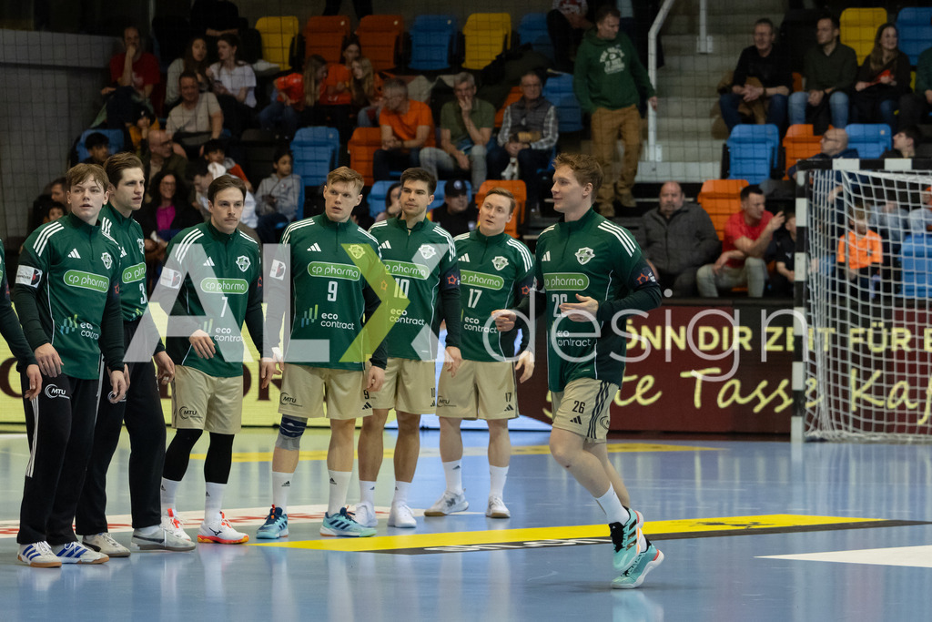 Handball I Herren I Saison 2025-2026 I EHF EUROPEAN LEAGUE 2025/26 | Men I Main Round I 2. Spieltag I Kadetten Schaffhausen - TSV Hannover-Burgdorf I 24.02.2026 | 26 Jonathan Edvardsson (SE) (TSV Hannover-Burgdorf) – Rückraum mitte - Beim Einlaufen - Realisiert mit Pictrs.com