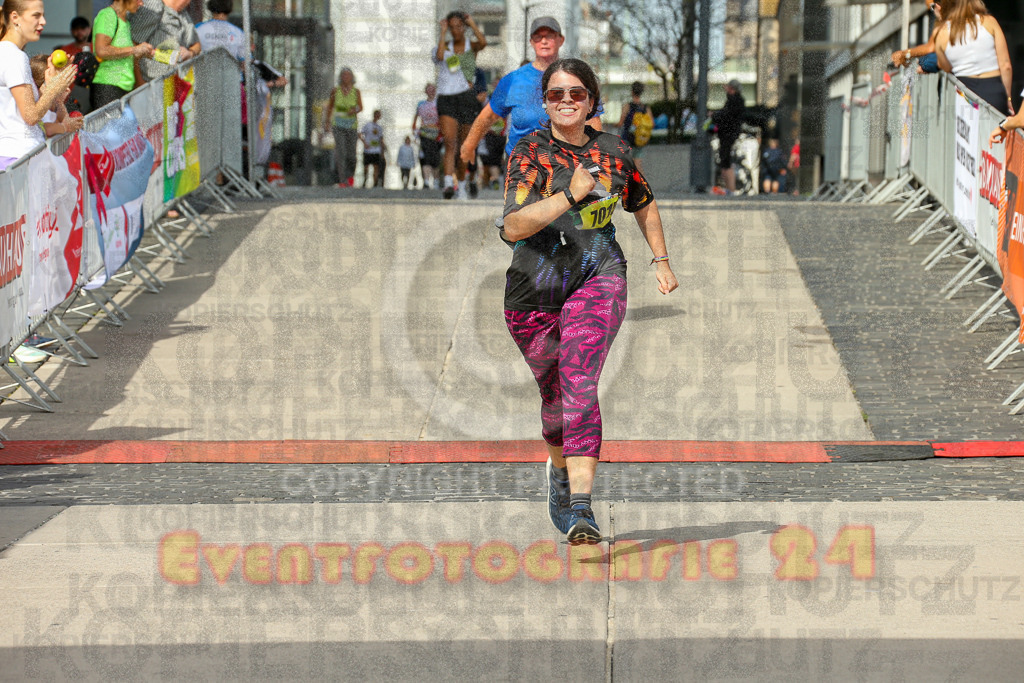 250920_1345_EX1_6527 | Sportfotografie im Rhein-Sieg Kreis, Köln, Bonn, NRW, Rheinland Pfalz, Hessen, etc. Unser Tätigkeitsfeld umfasst den Laufsport vom Volkslauf über den Marathon, Duathlon, Triathon bis zum Ultralauf wie Kölnpfad Ultra oder Schindertrail.
