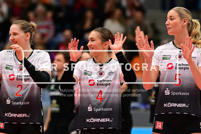 Volleyball I Frauen I Saison 2025-2026 I Bundesliga I 5. Spieltag I ETV Hamburger Volksbank Volleys - Dresdner SC I 07505 | Der Sportfotograf. - Realisiert mit Pictrs.com