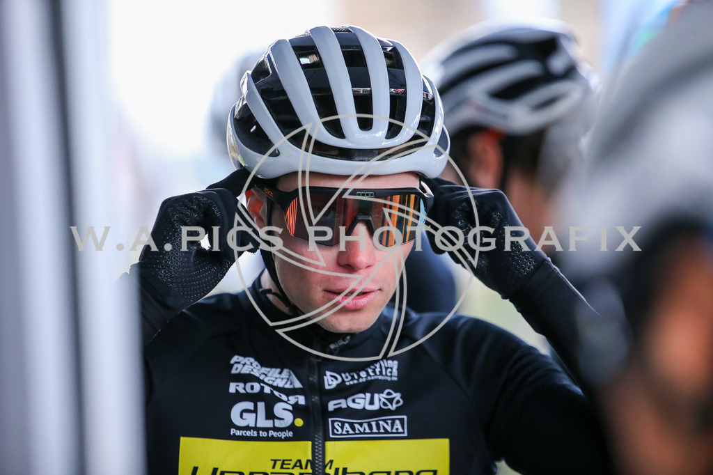 ..... | LEONDING,AUSTRIA,24.März.24 - 63.Radsaisoneröffnungsrennen Leonding Road Cycling League , Image shows: 
Photo: WAPICS / Andreas Willdoner