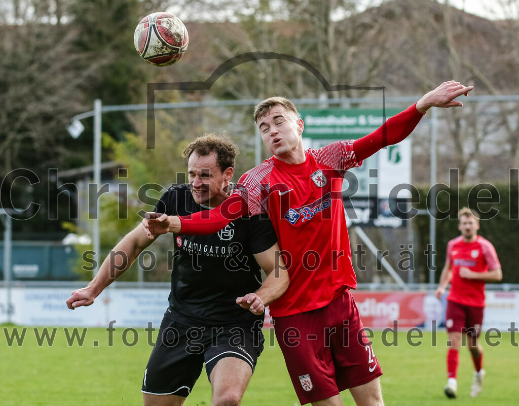 2024-02-24_050_FC_Schwaig_gegen_TSV_1880_Wasserburg | Oberding, Deutschland, 24.02.2024:
Fußball, 2. Runde Qualifikation TOTO-Pokal 2023 / 2024, 1. Spieltag, FC Schwaig gegen TSV 1880 Wasserburg, Endergebnis: 2:3

Markus Straßer (FC Schwaig, #11), Matthias Rauscher (TSV 1880 Wasserburg, #24)

Foto: Christian Riedel / fotografie-riedel.net